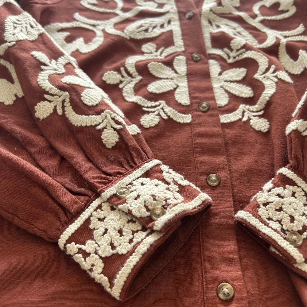 Elegant Rust Floral Blouse - Picture 9 of 10